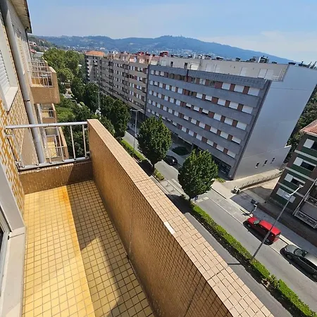 Downtown 2 By Luxistay 酒店 3*