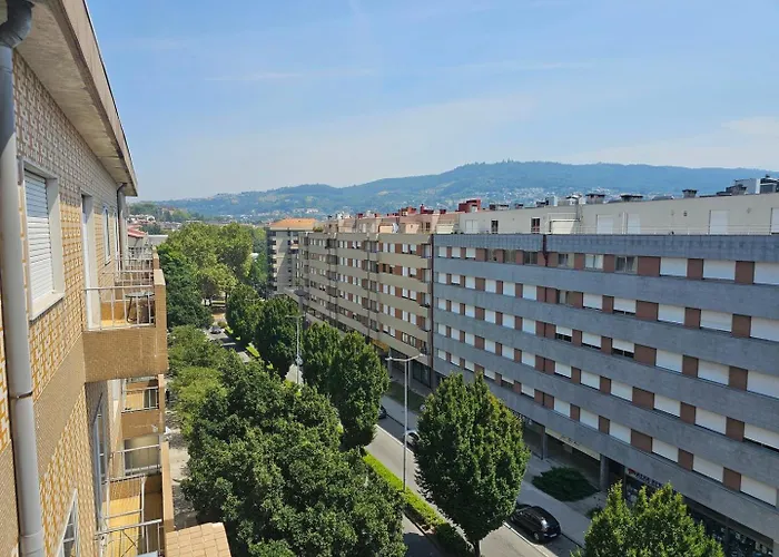 Downtown 2 By Luxistay ギマランイス